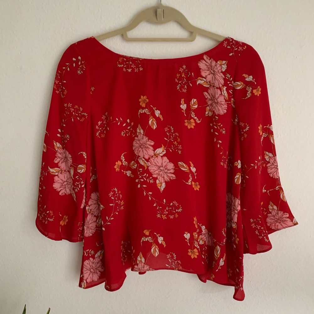 BB DAKOTA Floral Blouse